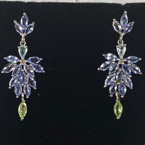 Exquisite Earrings in Top Natural Blue Violet Tanzanite Marquise Flowers